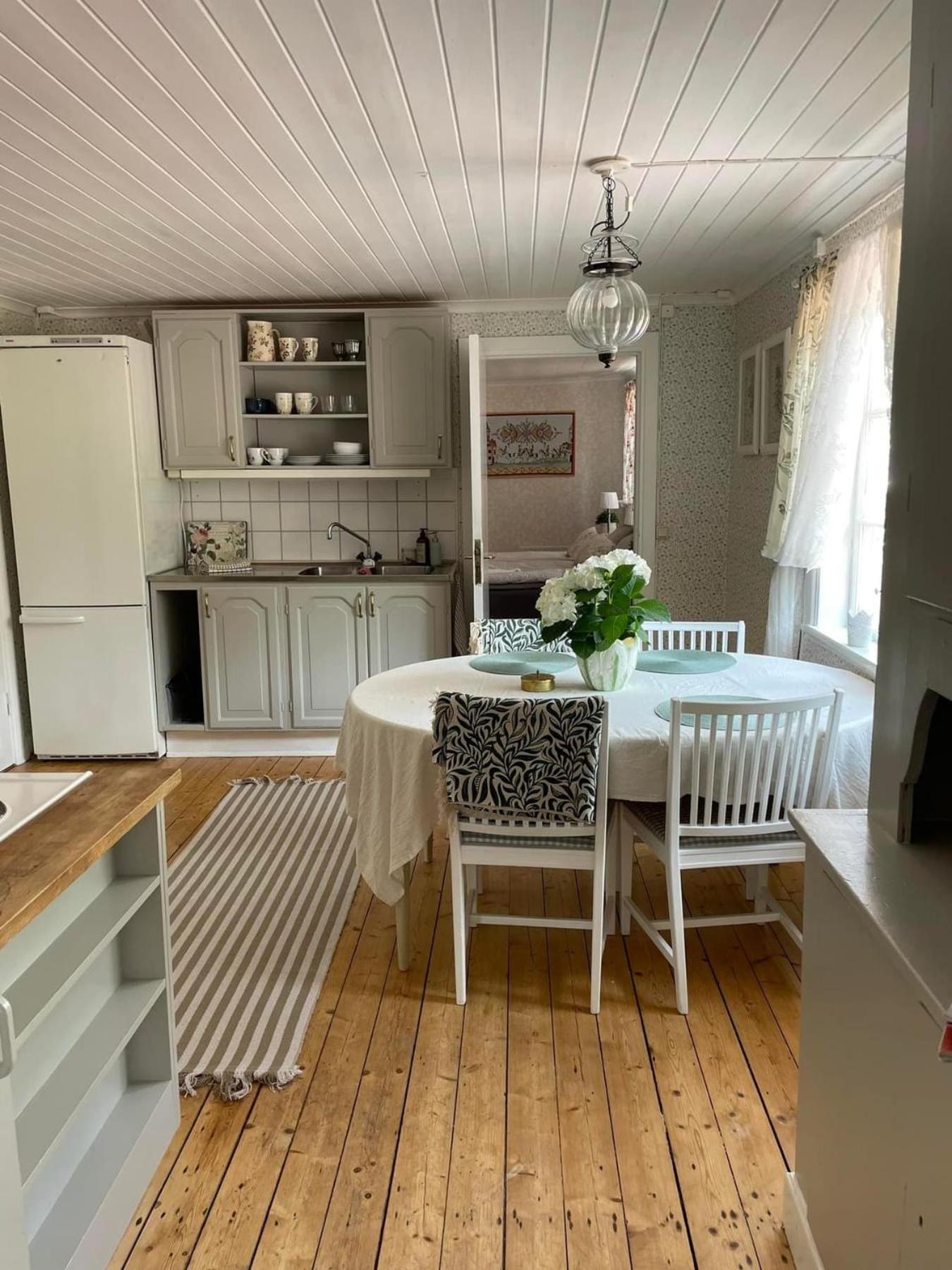 Kolbäck Baersta Bagarstugan Bnb מראה חיצוני תמונה