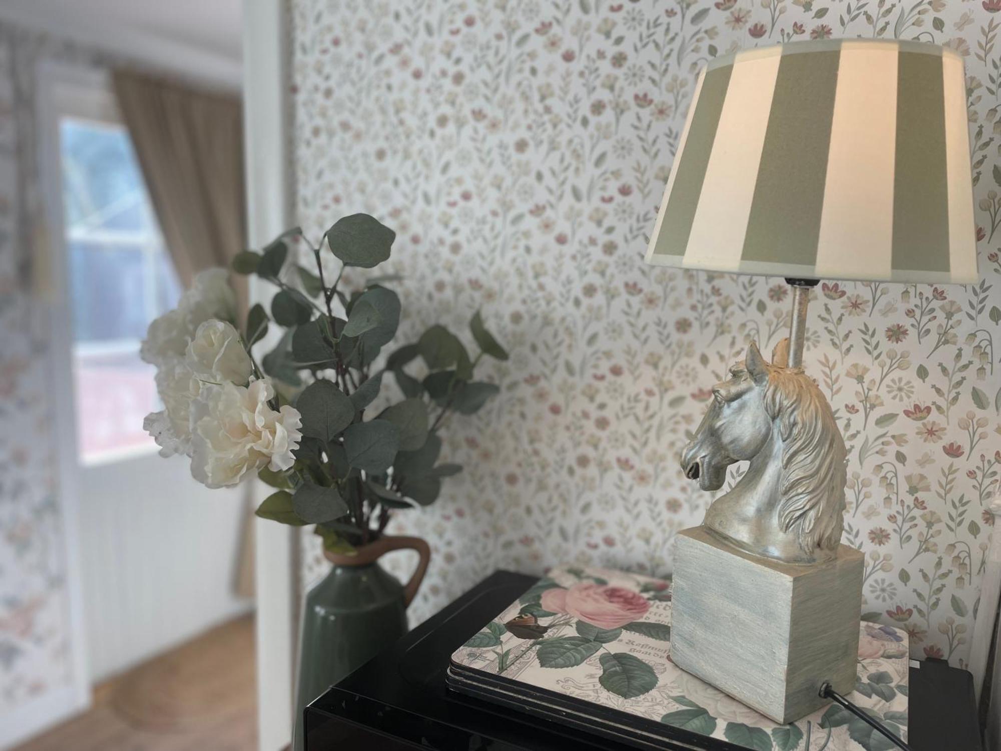 Kolbäck Baersta Bagarstugan Bnb מראה חיצוני תמונה